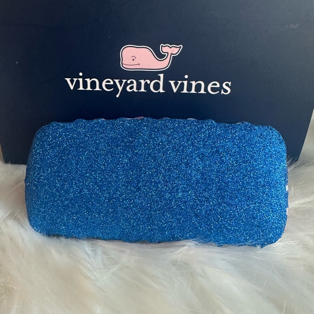 Vineyard Vines Lobster Bake Ornament - Picture 5 of 8